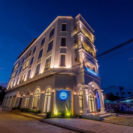 Sky Palace Boutique Hotel Battambang Extérieur photo