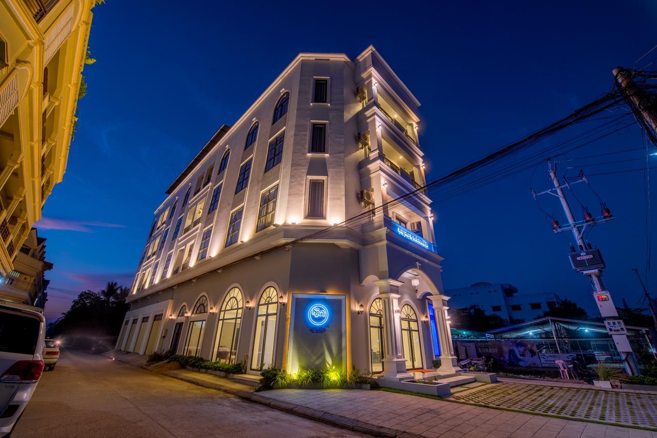 Sky Palace Boutique Hotel Battambang Extérieur photo