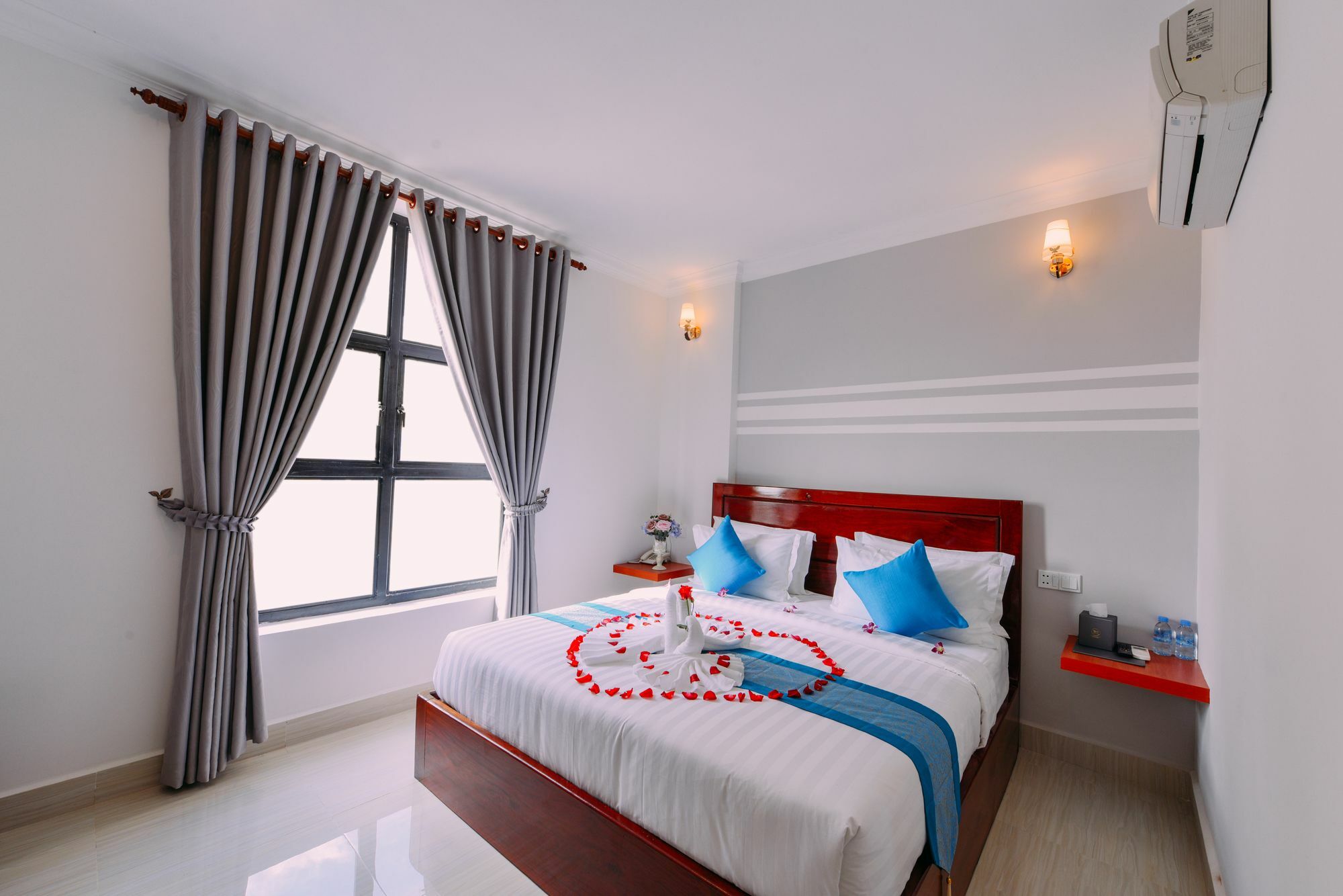 Sky Palace Boutique Hotel Battambang Extérieur photo