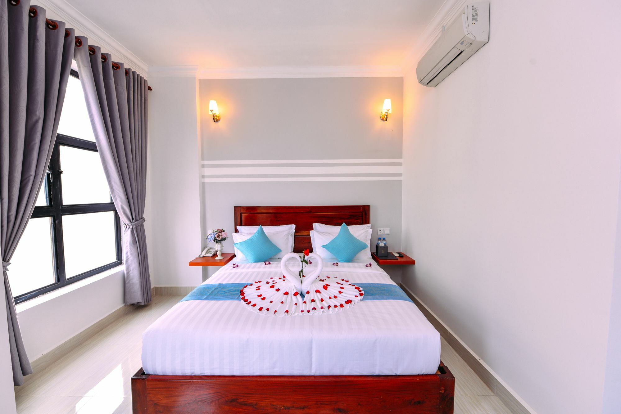 Sky Palace Boutique Hotel Battambang Extérieur photo