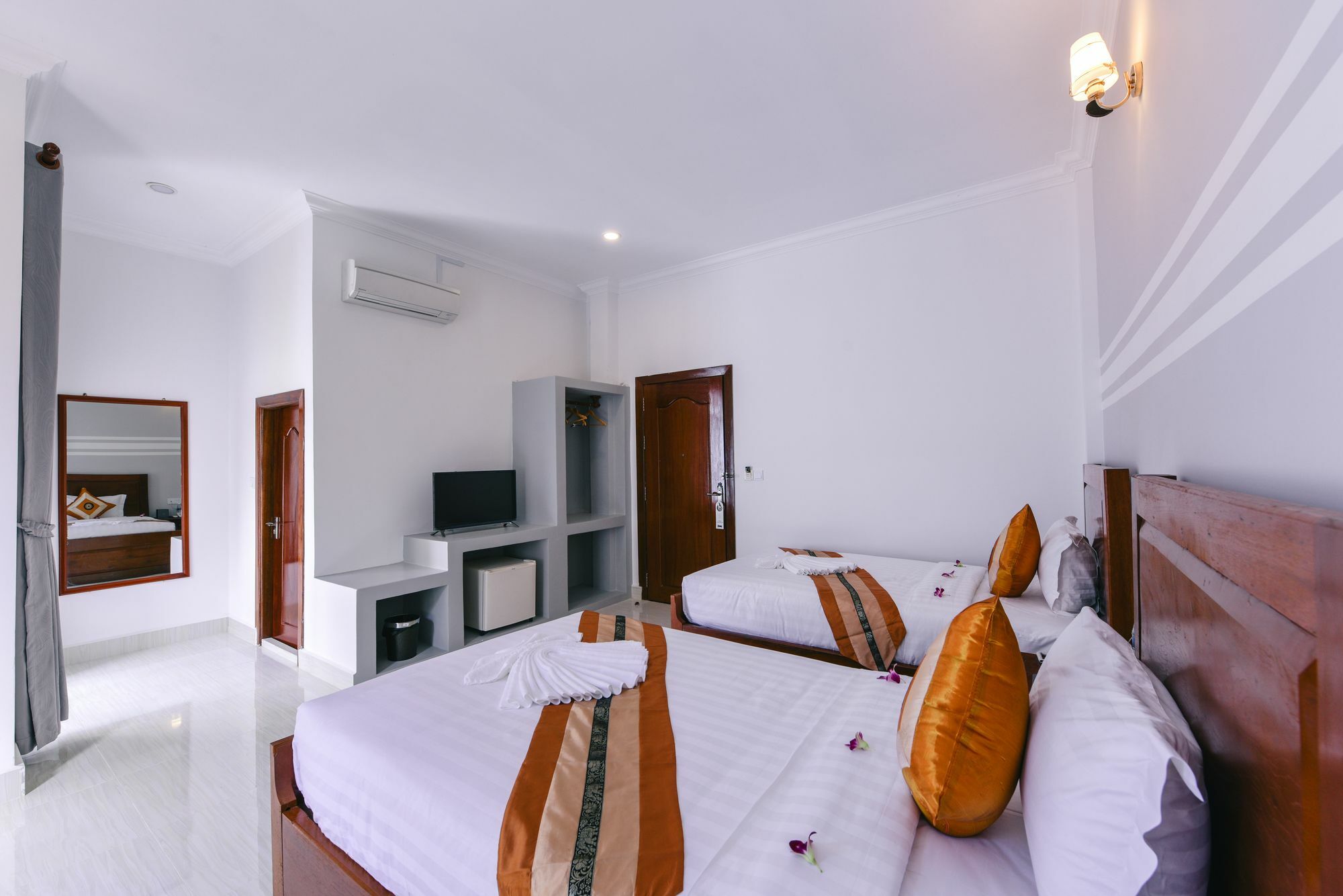 Sky Palace Boutique Hotel Battambang Extérieur photo