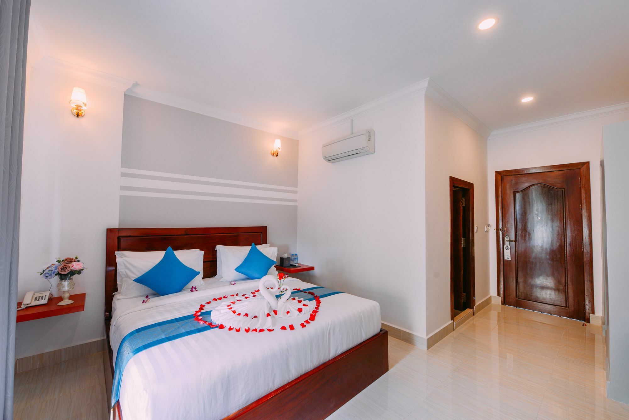 Sky Palace Boutique Hotel Battambang Extérieur photo